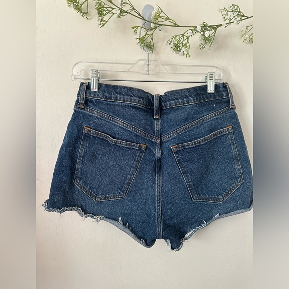 Abercrombie & Fitch | The Mom Short High Rise - Picture 6 of 7